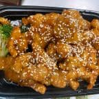Best Sesame Chicken 芝麻鸡 in Lansing, IL
